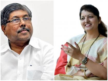 rupali chakankar criticizes chandrakant patil | तुम्ही मात्र नेहमीच कुपोषित दिसता; रुपाली चाकणकरांची चंद्रकांतदादांवर जहरी टीका