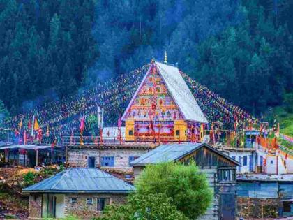 Chandimata temple of Jammu and Kashmir is being modelled in Armori, there will be snowfall | आरमोरीत साकारतेय जम्मू-काश्मीरच्या चंडीमाताचे हुबेहुब मंदिर, होणार बर्फवृष्टी