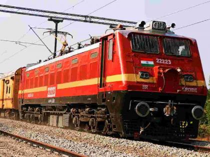 Start trains for Mumbai, Pune; Pravasi Sangh started fast | मुंबई, पुणेसाठी रेल्वे सुरू करा; प्रवासी संघाने सुरू केले उपोषण