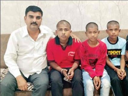 An ideal of Hindu-Muslim unity, Razzaq became the parent of three orphaned Hindu children | हिंदू-मुस्लिम ऐक्याचा आदर्श, तीन अनाथ हिंदू मुलांचे पालक झाले रज्जाक