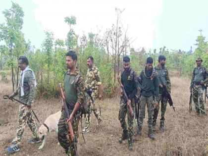 Drones keep a watchful eye on Naxalites' movements, border jawans on alert mode | नक्षल्यांच्या हालचालींवर ड्रोनची करडी नजर, सीमेवर जवान अलर्ट मोडवर