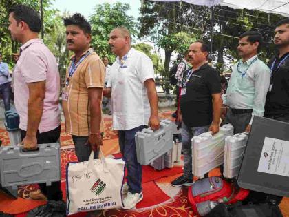 If you party at the polling booth, you will lose your job | मतदान केंद्रावर पार्टी कराल तर तुम्ही नोकरी गमवाल