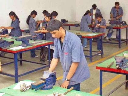 If you want a job quickly, apply for ITI after 10th or 12th. | झटपट नोकरी हवी असेल तर दहावी, बारावी नंतर करा आयटीआयला अर्ज If you want a job quickly, apply for ITI after 10th or 12th. | झटपट नोकरी हवी असेल तर दहावी, बारावी नंतर करा आयटीआयला अर्ज
