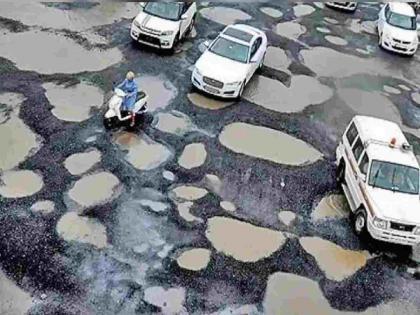 Nagpur Municipal Corporation will take action if roads are not repaired by May 31: Commissioner warns | नागपूरमधील रस्ते ३१ मेपर्यंत रस्ते दुरुस्त न झाल्यास मनपा करेल कारवाई : आयुक्तांचा इशारा Nagpur Municipal Corporation will take action if roads are not repaired by May 31: Commissioner warns | नागपूरमधील रस्ते ३१ मेपर्यंत रस्ते दुरुस्त न झाल्यास मनपा करेल कारवाई : आयुक्तांचा इशारा