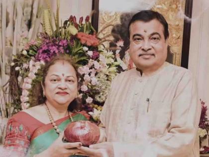 Nitin Gadkari's wife Kanchan's unique experiment, production of one kg onion | नितीन गडकरींच्या पत्नी कांचन यांच्याकडून अनोखा प्रयोग, एक किलो वजनाच्या कांद्याचे उत्पादन