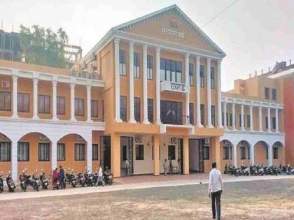 Ashti Nagar Panchayat is in financial trouble; The city is in crisis due to financial bankruptcy. | आर्थिक डबघाईत अडकलेली आष्टी नगरपंचायत; आर्थिक दिवाळखोरीमुळे शहर संकटात Ashti Nagar Panchayat is in financial trouble; The city is in crisis due to financial bankruptcy. | आर्थिक डबघाईत अडकलेली आष्टी नगरपंचायत; आर्थिक दिवाळखोरीमुळे शहर संकटात
