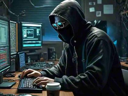 New Facebook scam! QR code used in the name of the District Magistrate | फेसबुक फसवणुकीचा नवा फंडा! जिल्हाधिकाऱ्याच्या नावाने QR कोडचा वापर