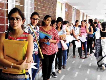 Even after 62 days of results, the 11th admissions are still a bombshell! | निकाल लागून ६२ दिवस होऊनही अकरावी प्रवेशाची बोंबच ! Even after 62 days of results, the 11th admissions are still a bombshell! | निकाल लागून ६२ दिवस होऊनही अकरावी प्रवेशाची बोंबच !