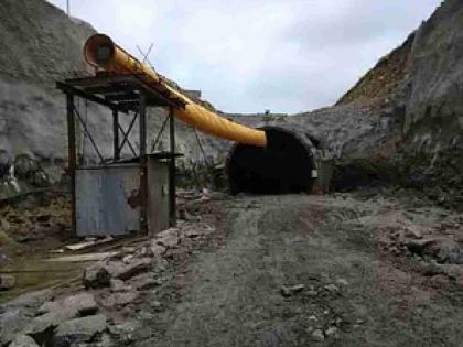 Kalamb-Yavatmal railway line is running smoothly, work on 30 out of 36 major bridges completed | कळंब-यवतमाळ रेल्वे मार्गाची गाडी सुसाट, ३६ पैकी ३० मोठ्या पुलांचे काम पूर्ण Kalamb-Yavatmal railway line is running smoothly, work on 30 out of 36 major bridges completed | कळंब-यवतमाळ रेल्वे मार्गाची गाडी सुसाट, ३६ पैकी ३० मोठ्या पुलांचे काम पूर्ण