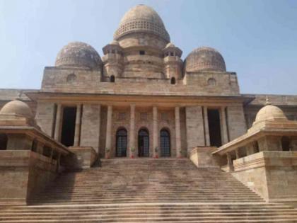 ‘Injustice towards farmers will not be tolerated’: Court orders Chandrapur District Magistrate | ‘शेतकऱ्यांशी अन्याय खपवून घेतला जाणार नाही’ : चंद्रपूर जिल्हाधिकाऱ्यांना कोर्टाचा दम ‘Injustice towards farmers will not be tolerated’: Court orders Chandrapur District Magistrate | ‘शेतकऱ्यांशी अन्याय खपवून घेतला जाणार नाही’ : चंद्रपूर जिल्हाधिकाऱ्यांना कोर्टाचा दम
