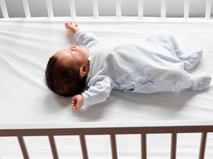 Newborn baby sold illegally for as much as Rs 70,000 | नवजात बाळाचा तब्बल ७० हजार रुपयांत सौदा करून अवैधरित्या विक्री Newborn baby sold illegally for as much as Rs 70,000 | नवजात बाळाचा तब्बल ७० हजार रुपयांत सौदा करून अवैधरित्या विक्री