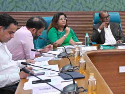 Local bodies will accept the voter list of July 1 for elections | निवडणुकीसाठी स्थानिक स्वराज्य संस्था १ जुलैची मतदार यादी ग्राह्य धरणार Local bodies will accept the voter list of July 1 for elections | निवडणुकीसाठी स्थानिक स्वराज्य संस्था १ जुलैची मतदार यादी ग्राह्य धरणार