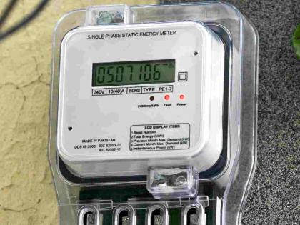 New 'smart meter' speeds up, electricity consumers will have to pay 60 to 70 percent more? | नव्या 'स्मार्ट मीटर'ची गती अधिक, वीज ग्राहकांना मोजावी लागणार ६० ते ७० टक्के अधिक रक्कम?