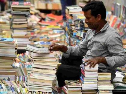 Fake NCERT books being sold across the country | बनावट 'एनसीईआरटी'च्या पुस्तकांची देशभरात विक्री Fake NCERT books being sold across the country | बनावट 'एनसीईआरटी'च्या पुस्तकांची देशभरात विक्री