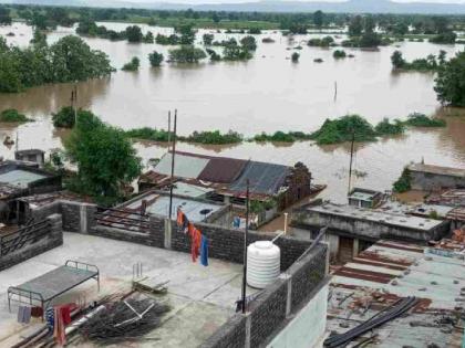 Floods hit Chandrapur due to rains in Telangana and Yavatmal! | तेलंगणा व यवतमाळच्या पावसाने, चंद्रपूरला पूराचा फटका!