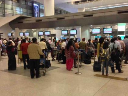 Technical glitch in 'Digi Yatra'; Passengers flock to Nagpur airport | ‘डिजी यात्रा’मध्ये तांत्रिक बिघाड; नागपूर विमानतळावर प्रवाशांची झुंबड