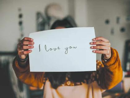 Just saying 'I love you' does not constitute sexual harassment | केवळ 'आय लव्ह यू' म्हटल्याने लैंगिक छळाचा गुन्हा होत नाही Just saying 'I love you' does not constitute sexual harassment | केवळ 'आय लव्ह यू' म्हटल्याने लैंगिक छळाचा गुन्हा होत नाही