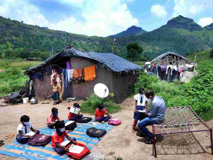 Teachers have to travel from village to village to maintain their numbers and jobs. | पटसंख्या अन् नोकरी टिकण्यासाठी शिक्षकांना गावागावांत जाऊन करावी लागते भटकंती Teachers have to travel from village to village to maintain their numbers and jobs. | पटसंख्या अन् नोकरी टिकण्यासाठी शिक्षकांना गावागावांत जाऊन करावी लागते भटकंती