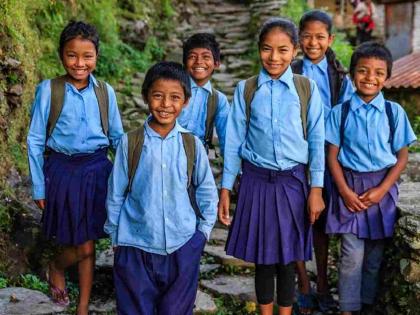 How to get two shoes and socks for Rs 170? A big question before the school management | दोन बूट आणि पायमोजे १७० रुपयांत कसे मिळणार ? शाळा व्यवस्थापनासमोर मोठा प्रश्न How to get two shoes and socks for Rs 170? A big question before the school management | दोन बूट आणि पायमोजे १७० रुपयांत कसे मिळणार ? शाळा व्यवस्थापनासमोर मोठा प्रश्न
