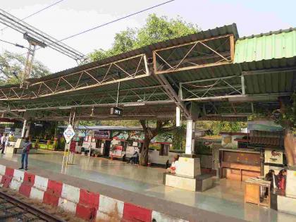 Plastic waste stockpile increases at Ballarshah railway station: Environmental campaign goes awry | बल्लारशाह रेल्वे स्थानकावर प्लास्टिक कचऱ्याचा साठा वाढला : पर्यावरण मोहिमेचा उडाला फज्जा Plastic waste stockpile increases at Ballarshah railway station: Environmental campaign goes awry | बल्लारशाह रेल्वे स्थानकावर प्लास्टिक कचऱ्याचा साठा वाढला : पर्यावरण मोहिमेचा उडाला फज्जा
