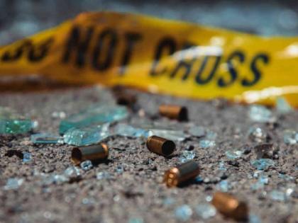 Crime News : Four accused arrested in shooting and robbery case against businessman; actual attackers absconding | Crime News : व्यापाऱ्यावर झालेल्या गोळीबार-लुटीच्या प्रकरणात चार आरोपी अटकेत; प्रत्यक्ष हल्ला करणारे फरारच