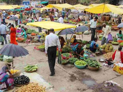 Keep all markets closed on polling days; Action will be taken against violators | मतदानाच्या दिवशी सर्व आठवडी बाजार ठेवा बंद; उल्लंघन करणाऱ्यांवर होणार कारवाई