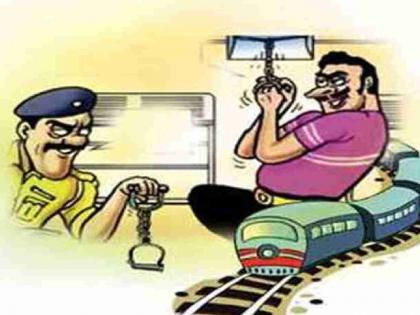 In twenty days, anti-social elements stopped 150 trains at various places. | वीस दिवसांत समाजकंटकांनी ठिकठिकाणी थांबवल्या दीडशे ट्रेन In twenty days, anti-social elements stopped 150 trains at various places. | वीस दिवसांत समाजकंटकांनी ठिकठिकाणी थांबवल्या दीडशे ट्रेन