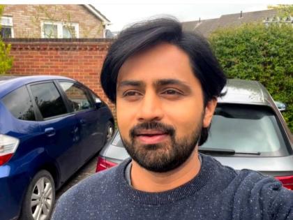 shashank ketkar marathi actor bumps into his onscreen mother sulekha talwalkar in london | लंडनच्या थंडीत शशांक केतकरला भेटली त्याची 'आई', Video शेअर करत म्हणाला, 'खूप आनंद...'