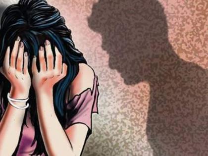 'If you don't love me, I'll die under the train', forcing 17-year-old girl to fall in love | 'माझ्यावर प्रेम केले नाहीस तर मी रेल्वेखाली जीव देईल', असे घाबरवून १७ वर्षीय मुलीला प्रेम करण्यास भाग पाडले