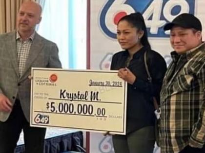 He won a lottery worth Rs 30 crore and gave the money to his girlfriend, but she left her boyfriend penniless by having an affair with someone else! | ३० कोटींची लॉटरी जिंकून पैसे गर्लफ्रेंडला दिले, दुसऱ्यासोबत फुर्र होऊन तिने बॉयफ्रेंडलाच कंगाल केले! 