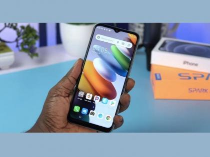 Low budget smartphone Tecno Spark 8 officially launched price specs sale offer  | शानदार लूकसह Tecno Spark 8 लाँच; देणार का रेडमी-रियलमीला आव्हान?