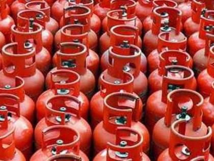 Gas cylinder price cut by Rs115.50 | दोन महिन्यात गॅस सिलिंडरच्या किमतीत ११५.५० रुपयांची कपात