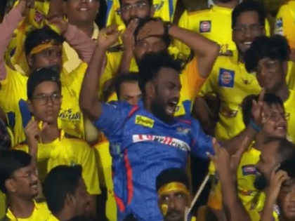 IPL 2024: After LSG's win, he showed his nawabi look in the crowd of CSK fans, the photo is going viral | LSG च्या विजयानंतर CSK च्या फॅन्सच्या गराड्यात त्याने दाखवला नवाबी थाट, फोटो होतोय व्हायरल 