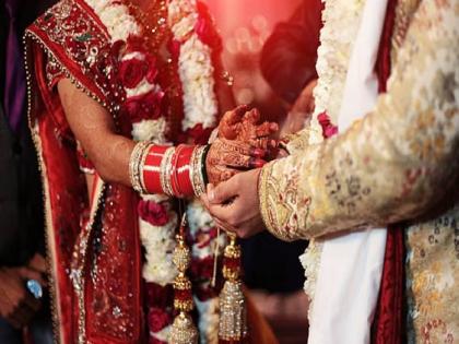 ShockingUttar Pradesh Police Busts "Bride Gang": 15+ Marriages, ₹60 Lakh Loot 20+ Weddings | धक्कादायक! 'लुटेरी दुल्हन' गँगचा धुमाकूळ, जो समोर आला त्याच्याशी संसार थाटला; ३ वर्षांत २० वेळा लग्न केलं अन्... ShockingUttar Pradesh Police Busts "Bride Gang": 15+ Marriages, ₹60 Lakh Loot 20+ Weddings | धक्कादायक! 'लुटेरी दुल्हन' गँगचा धुमाकूळ, जो समोर आला त्याच्याशी संसार थाटला; ३ वर्षांत २० वेळा लग्न केलं अन्...