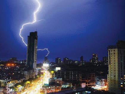 In Maharashtra, 3 thousand times daily lightning; Four months statistics | महाराष्ट्रात दररोज ५ हजारवेळा वीज चमकली; चार महिन्यांतील आकडेवारी