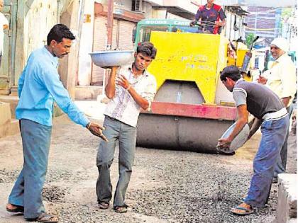 Four hundred crore works of roads approved; Mumbai Municipal Corporation approves majority proposal: | रस्त्यांची तब्बल चारशे कोटींची कामे मंजूर; मुंबई महापालिकेत बहुमताने प्रस्ताव मंजूर