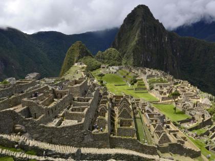 machupichu town in Peru seven wonders | भयानक रहस्यांनी भरलेले आहे हे गाव, आजही आढळतात मानवी सांगाडे; थरकाप उडवणारे कारण