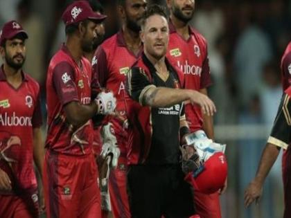 T10 League: Brendon McCullum hit half-century, Rajput's 121 runs | T10 League: मॅकलमचे खणखणीत अर्धशतक, रजपूतच्या 121 धावा