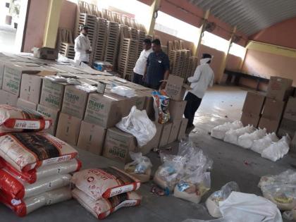 22000 grain kits distribute in the Pimpri-Chinchwad through revenue department | पिंपरी-चिंचवडमध्ये महसूल विभागामार्फत धान्याच्या २२ हजार किटचे वाटप