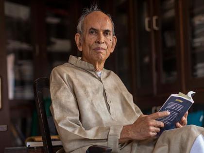 Sahyadri love story paraphrased Madhav Gadgil autobiography to be published in 9 languages | सह्याद्रीवरच्या प्रेमाची कहाणी शब्दबद्ध; माधव गाडगीळांचे आत्मचरित्र ९ भाषांमध्ये होणार प्रकाशित