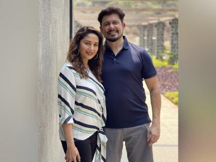 doctor-shriram-nene-did-not-know-madhuri-dixit-secret-before-marriage | लग्नापूर्वी डॉ. नेने यांना माहित नव्हतं माधुरी दीक्षितचं 'हे' सत्य; लग्नाच्या दिवशीच बसला त्यांना धक्का