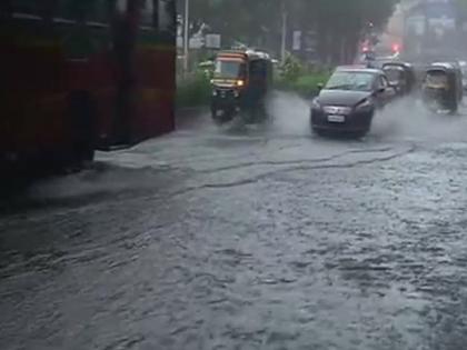 5-day-old Baptism will be given to more than 32,000 parents in the rainy season. | मुसळधार पावसातही 5 दिवसांच्या बाप्पाचे विसर्जन उत्साहात, ठाण्यात 32 हजारांहून अधिक बाप्पांना दिला जाणार निरोप