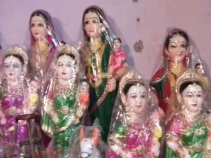 Gals of Mahalaxmi decoration, 12 to 12 percent increase in different items including facades | महालक्ष्मीच्या सजावटीला जीएसटीचा लगाम, मुखवट्यांसह विविध वस्तुंवर 12 ते 18 टक्क्यांची वाढ