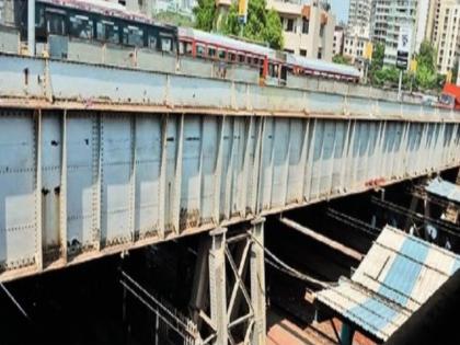 in mumbai reconstruction of 3 more bridges in curry road matunga and mahalakshmi bridge approval by municipality and maharail | आणखी ३ पुलांची पुनर्बांधणी; करी रोड, माटुंगा, महालक्ष्मी पुलास पालिका, महारेलची मंजुरी