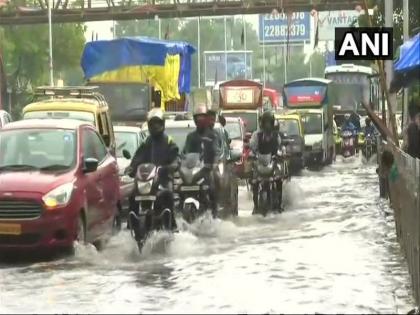 Mumbai Rains Live : Monsoon reaches in Mumbai | मुंबईकरांसाठी विकेंड थंडा थंडा कूल कूल...मान्सून आला रे!