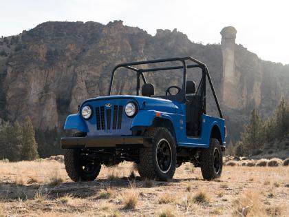 Mahindra vs Jeep Lawsuit: Mahindra in trouble again! Accused of stealing design, 'Mahindra Roxor' is likely to be closed... | Mahindra vs Jeep Lawsuit: महिंद्रा पुन्हा अडचणीत! डिझाईन चोरल्याचा आरोप, 'ही' गाडी बंद होण्याची शक्यता...