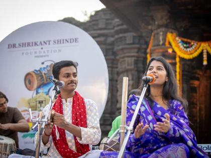 anointing of the innocent songs of maithili thakur in the courtyard of the shiva temple | शिवमंदिराच्या अंगणात मैथिलीच्या निरागस सुरांचा अभिषेक! 