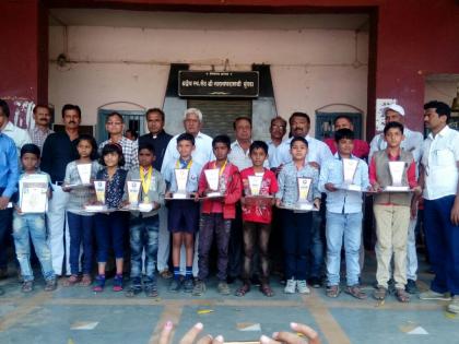 Navodaya Vidyalaya examinations Malegaon; 500 students took part in the participation | मालेगाव येथे नवोदय विद्यालय परिक्षेची रंगीत तालीम; ५०० विद्यार्थ्यांनी घेतला सहभाग  