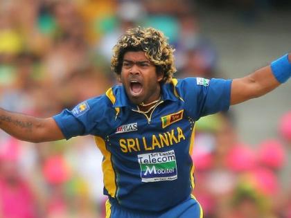 Asia Cup 2018: lasith Malinga is back ... In the first over, two wickets have been taken | Asia Cup 2018 : मलिंगा इज बॅक... पहिल्याच षटकात पटकावले दोन बळी