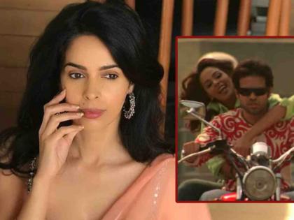 Mallika Sherawat talks about her bold scenes with Imran Hashmi in murder directed by mahesh bhatt | 'मर्डर' मधील बोल्ड दृश्यांवर मल्लिका शेरावत म्हणाली, "महेश भटच्या सेटवर सर्व मुली..."